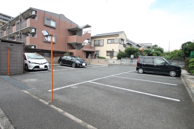 レグルスＫ 駐車場！