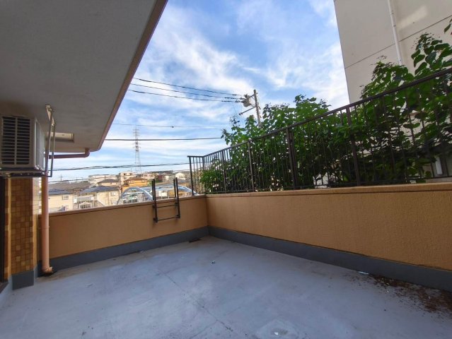 ライオンズマンション?沢第３ バルコニー