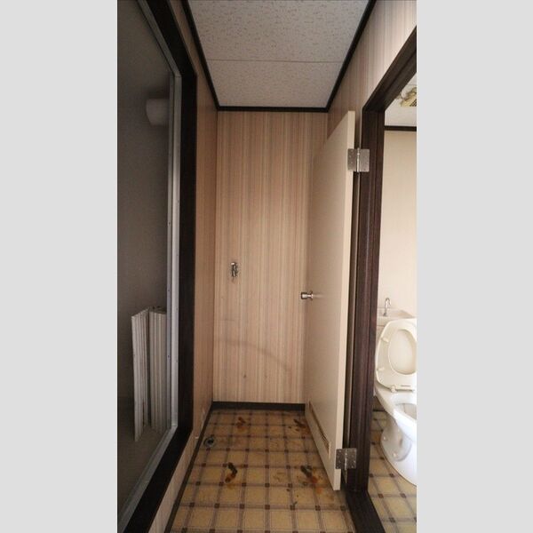 ジュネスヨシカワ203号室 ★室内洗濯機置き場★