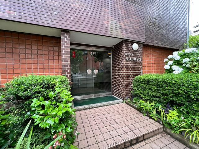 横浜高島タウンハイツ エントランス