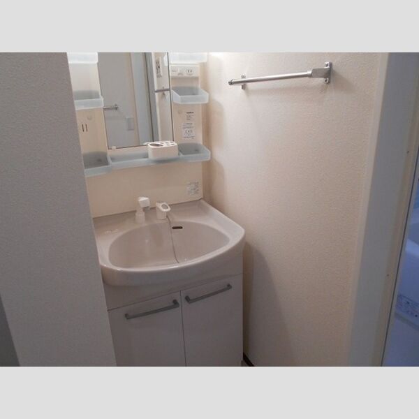 ラミアカーサお花茶屋 洗髪洗面化粧台