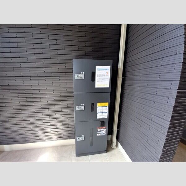 レーヴ　Ⅲ103号室 宅配ボックス