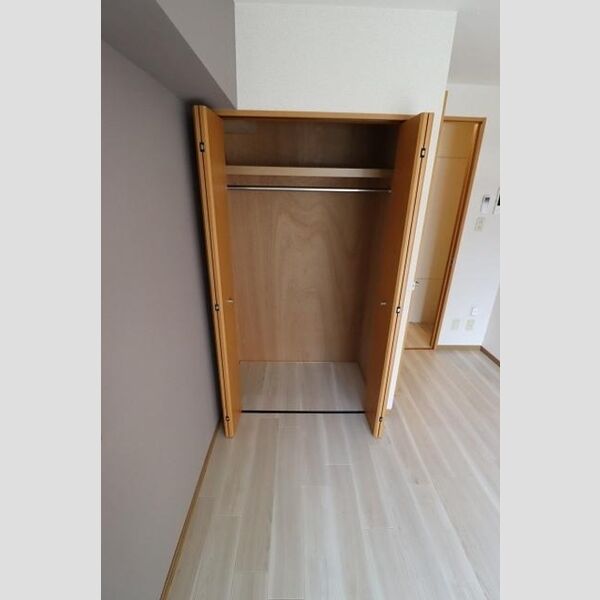 ロイヤル武蔵野210号室 収納