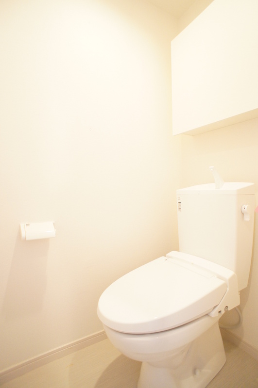 リブリ・ヒルトップ スクエア1階 トイレ