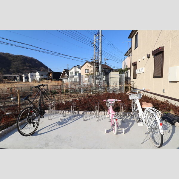 リオン湘南 駐輪場