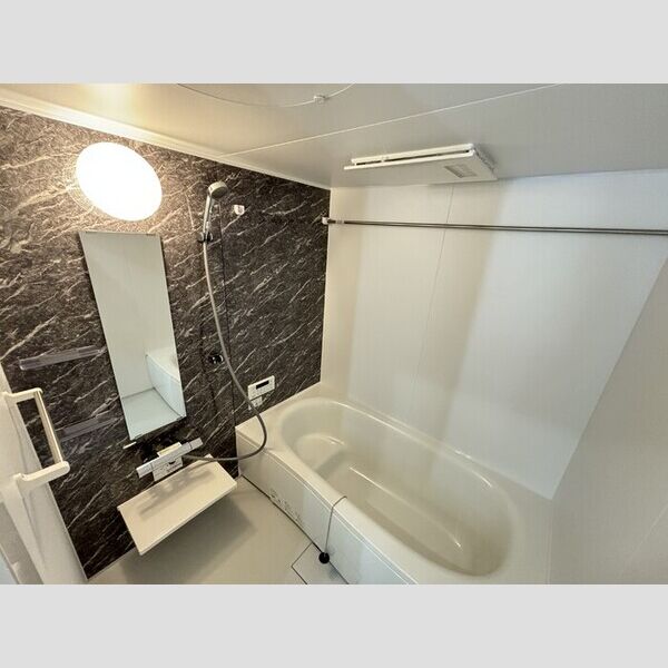 D Paina Hino201号室 浴室換気乾燥機、追いだき付きユニットバス