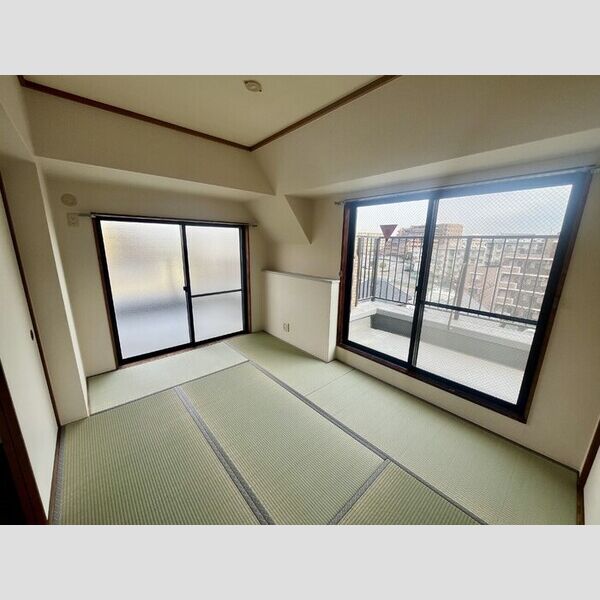 フジ・ヴェール毘沙門堂507号室 和室