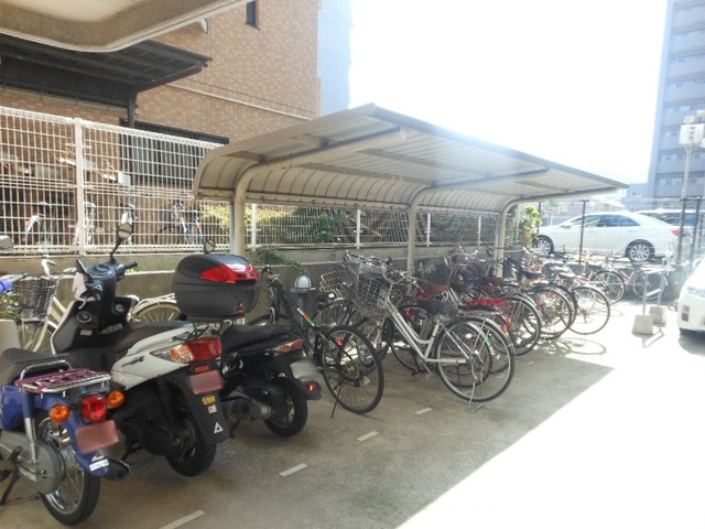 メゾン・ド・エルファ0303号室 駐輪場