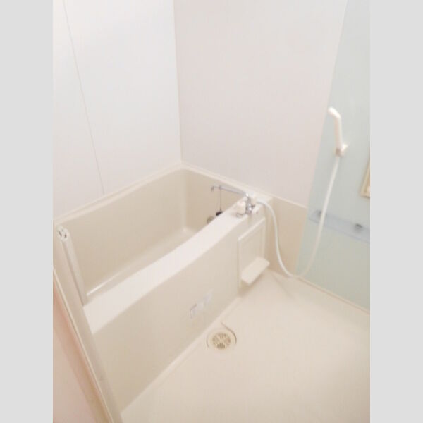 クラージュF号室 お風呂