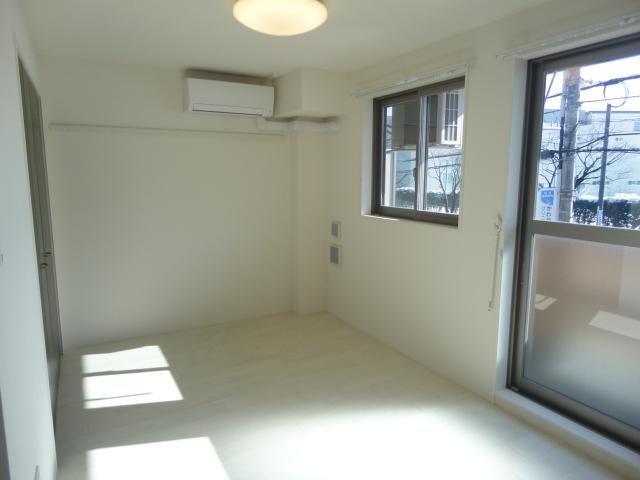 ソレイユ東大和 洋室