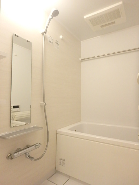 グランド・ガーラ白金高輪Ⅱ 追焚付・浴室乾燥機付のバスルーム！