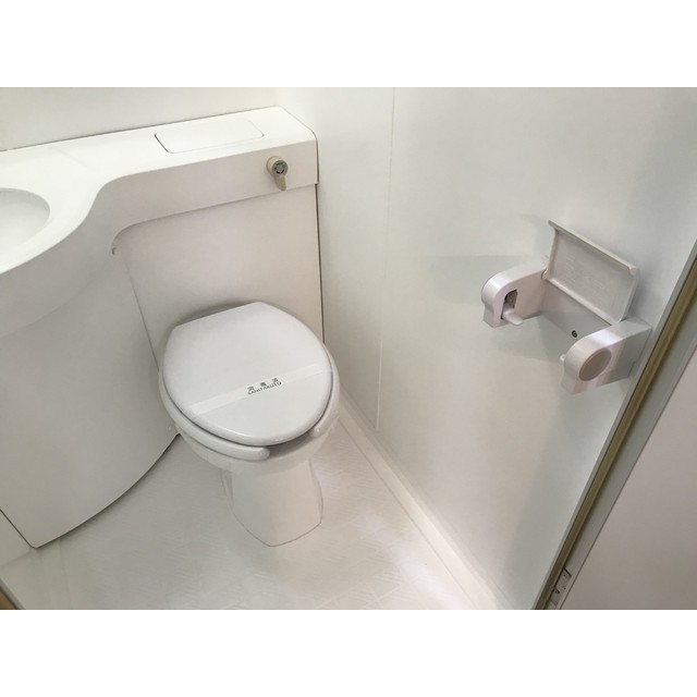 シャンロック門沢橋102号室 内観