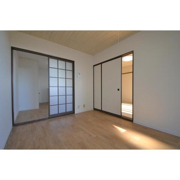 レプリントンハイツA棟 リビング