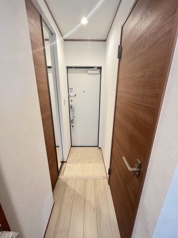 ＲＥＺＥＲＶ 玄関