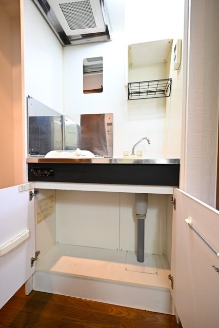 ロイヤルアメニティー池尻大橋10階 キッチン