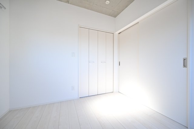 ＲＯＸＩＳ日暮里6階 （洋室2）