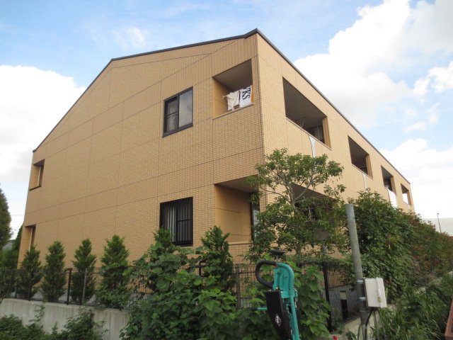 パストラル 外観写真（昼）