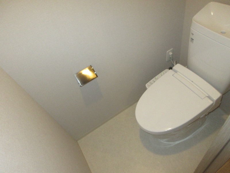 クリオラベルヴィ横濱サウス10階 トイレ