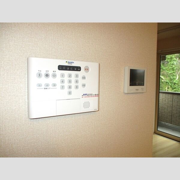 ラ・リアン　C・D　C棟 ALSOK、モニター付きインターホン