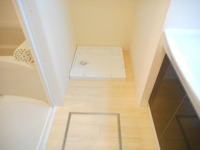 ビオラ・宮町301号室 洗面