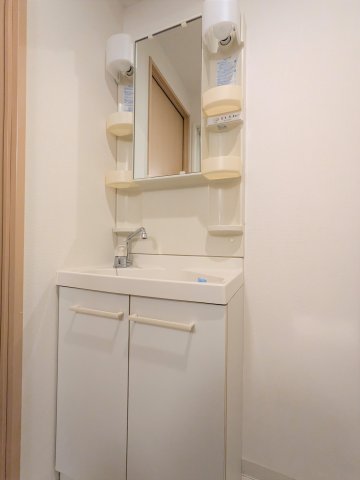 ガーデン代々木八幡 洗面