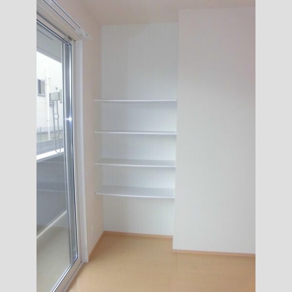 モンターニュ101号室 収納スペース(LDK)