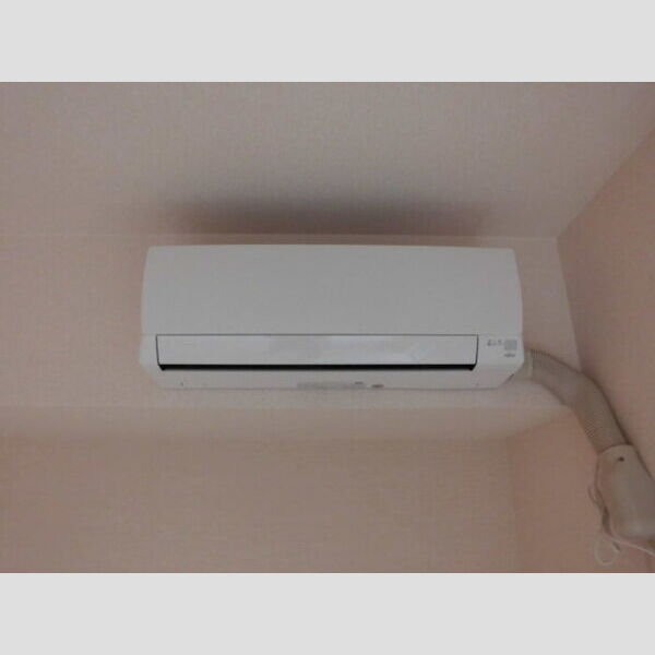 アムール105号室 エアコン