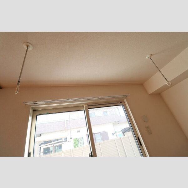 セタンドール緑町101号室 室内物干し