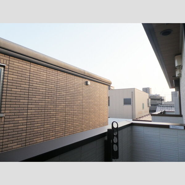 エストリヴィエール東川口302号室 バルコニーからの眺望