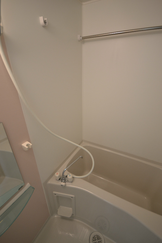 アリシアコート八丁畷202号室 参考写真