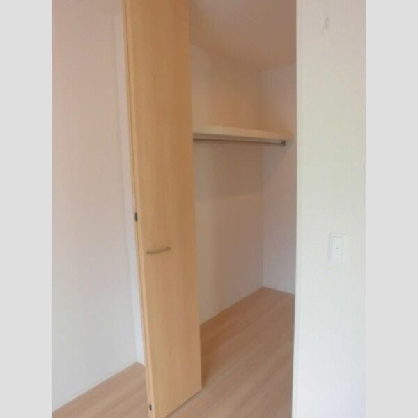 クリスタ　A102号室 クローゼット