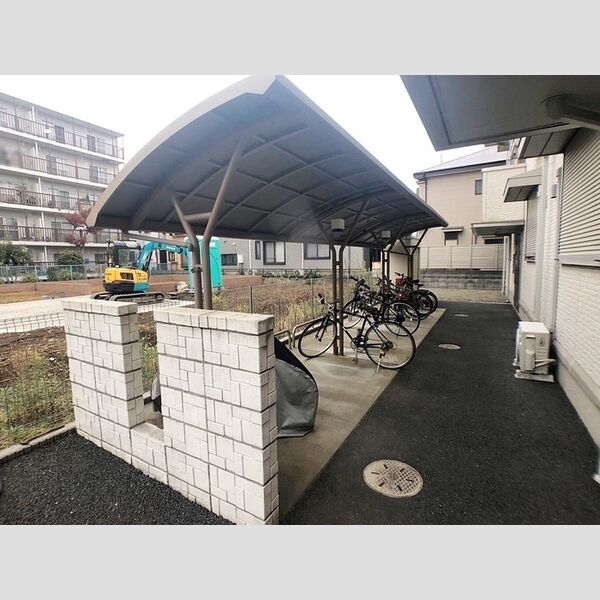 サニーコート203号室 駐輪場