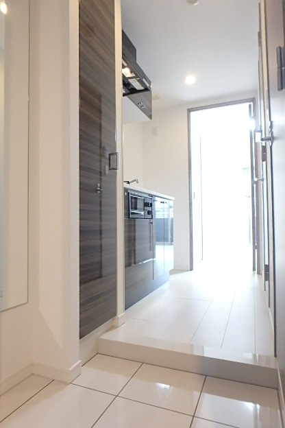 ガーラ・プレシャス川崎 落ち着いた玄関です