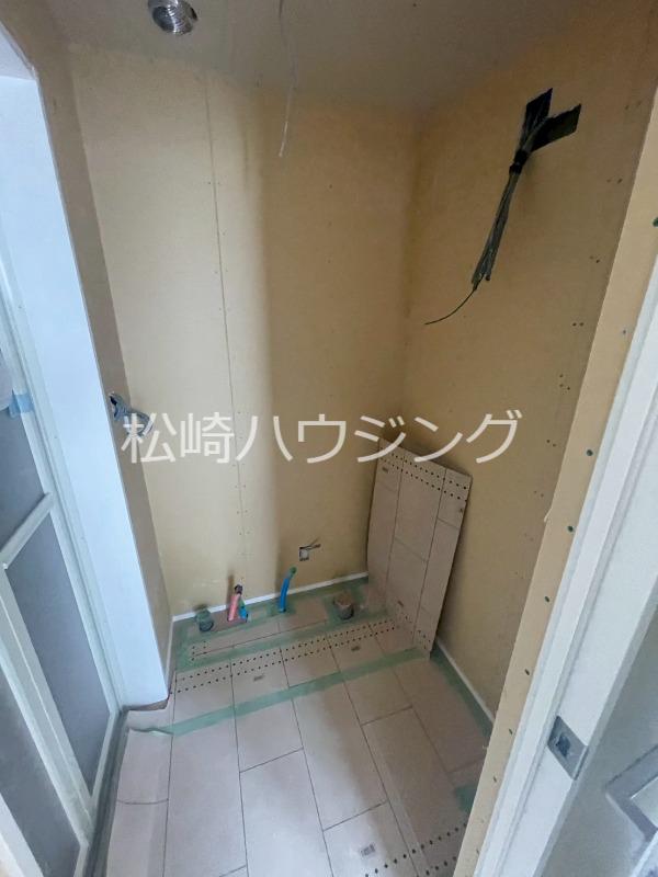 AW中野松が丘1階 洗面