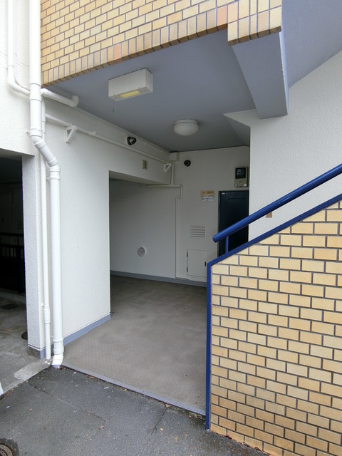 榎戸ハイツ0268号室 エントランス