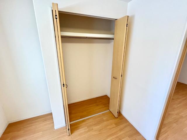グレーシア・マーレ　金沢八景201号室 クローゼット