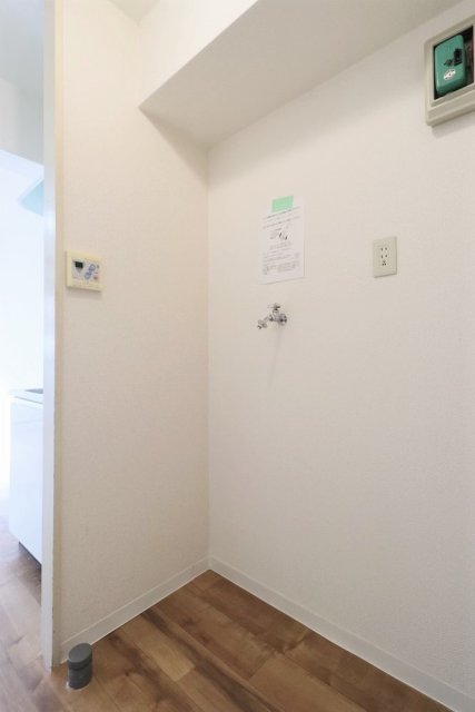 ビアメゾン三井パート２１3階 室内洗濯機置場