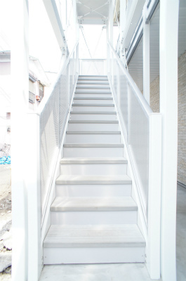 リブリ・モーリー2階 エントランス