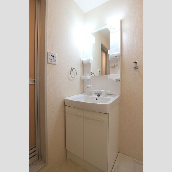 ローズ・ウッド305号室 洗髪洗面化粧台