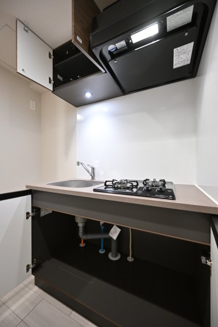 ＧＲＡＮＳＩＴＥ　ＮＡＫＡＭＥＧＵＲＯ4階 キッチン