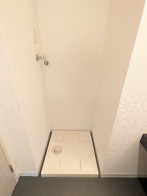 ヴォアラクテ西早稲田3階 洗濯機置き場