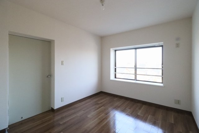 グリーンゲーブル4階 （洋室1）