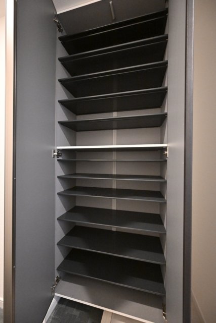 ＥＳ－Ｇｒａｎｄｅ東中野2階 靴入