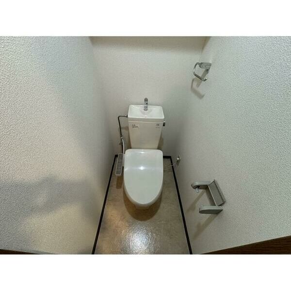 リ・ズィエール201号室 同建物別部屋の参考画像