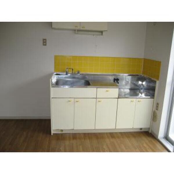 エステートピア八幡I キッチン