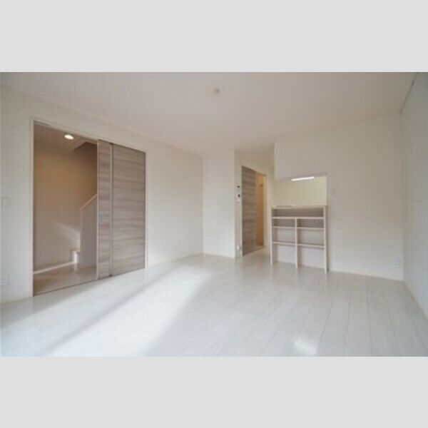 ロイヤルテラス リビングダイニング