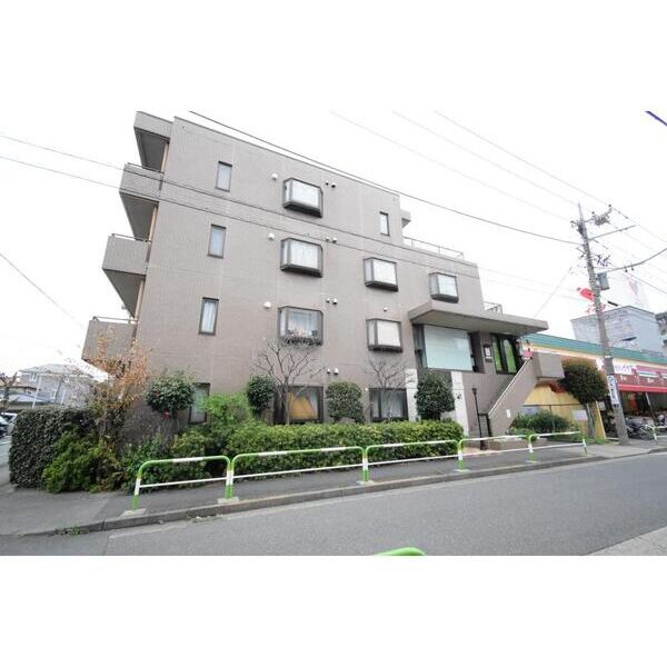 ユングフラウ302号室 外観