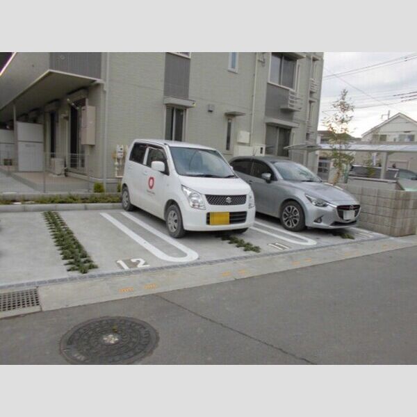 ルピナスⅦ 駐車場