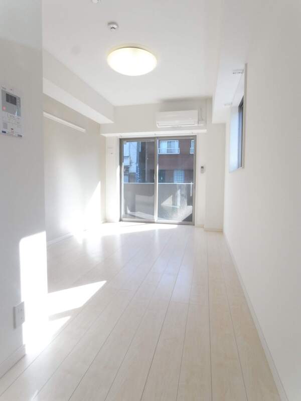 リブリ・えびす 内観