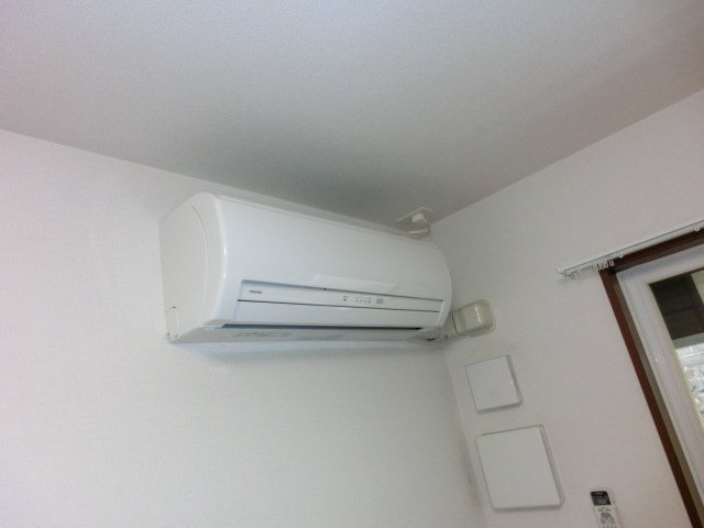 パラディ102号室 エアコン